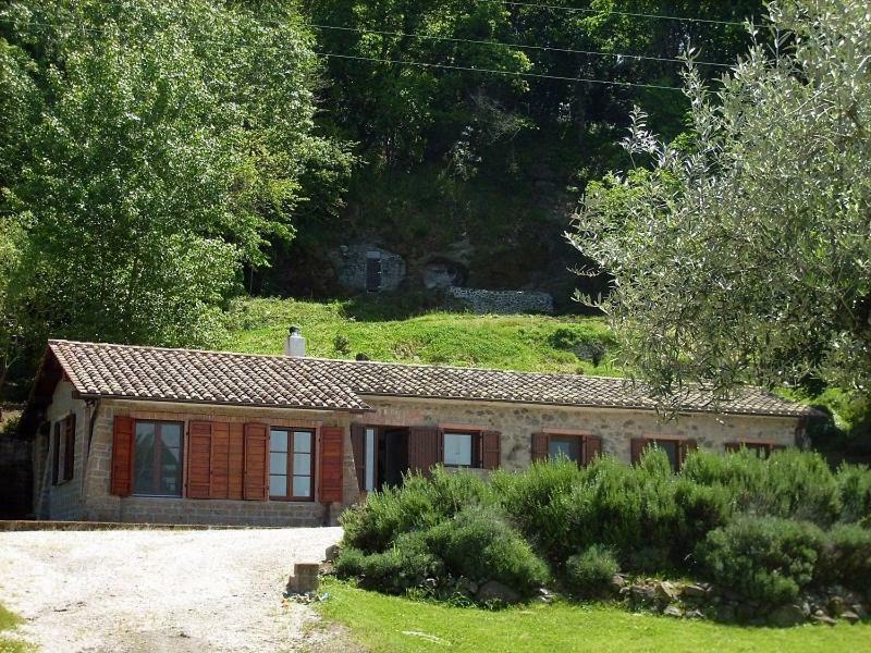 דירות מונטפיאסקונה Casa Sorgente מראה חיצוני תמונה